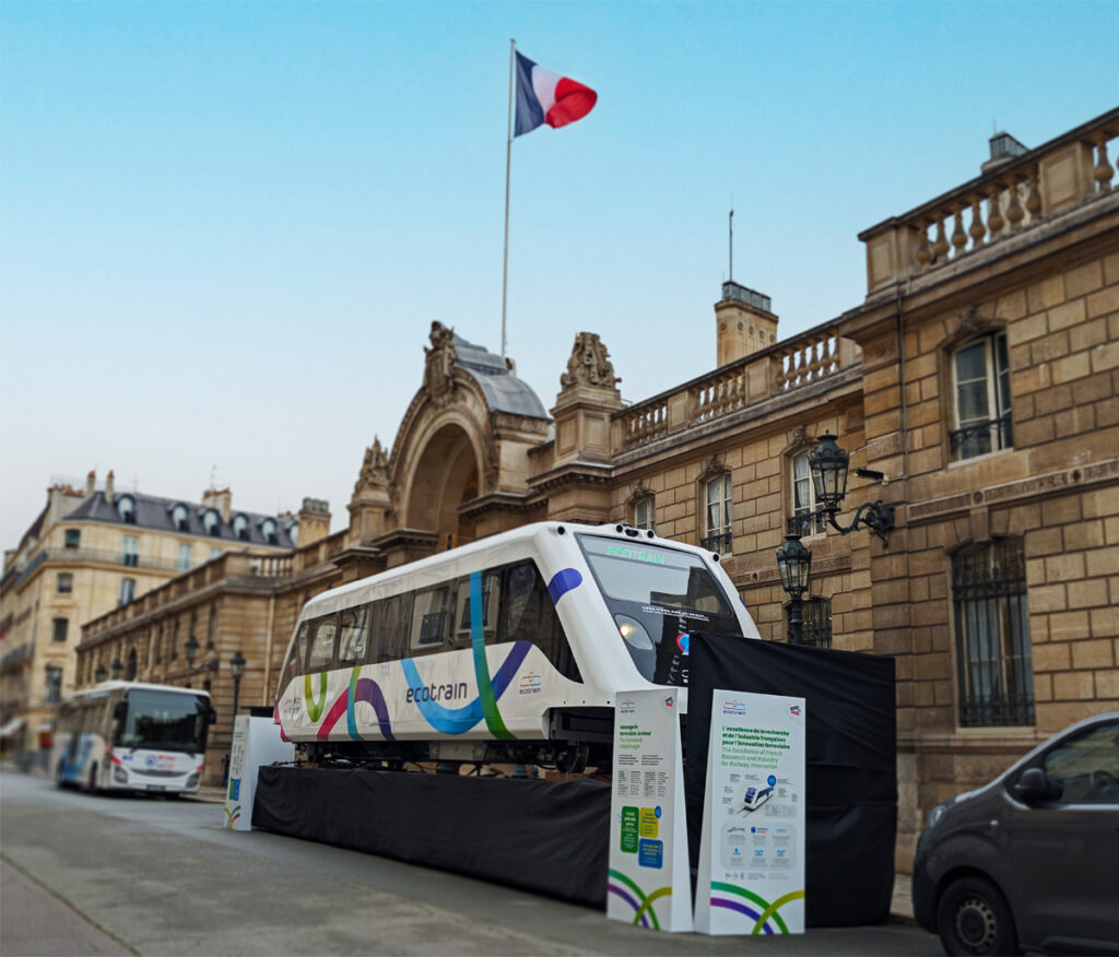 Ecotrain, design, covering, pyxel.net